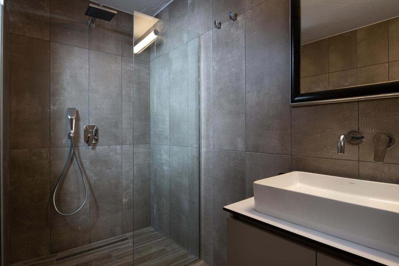 Olenia Luxury Apartments 1 Neos Marmaras Exterior photo