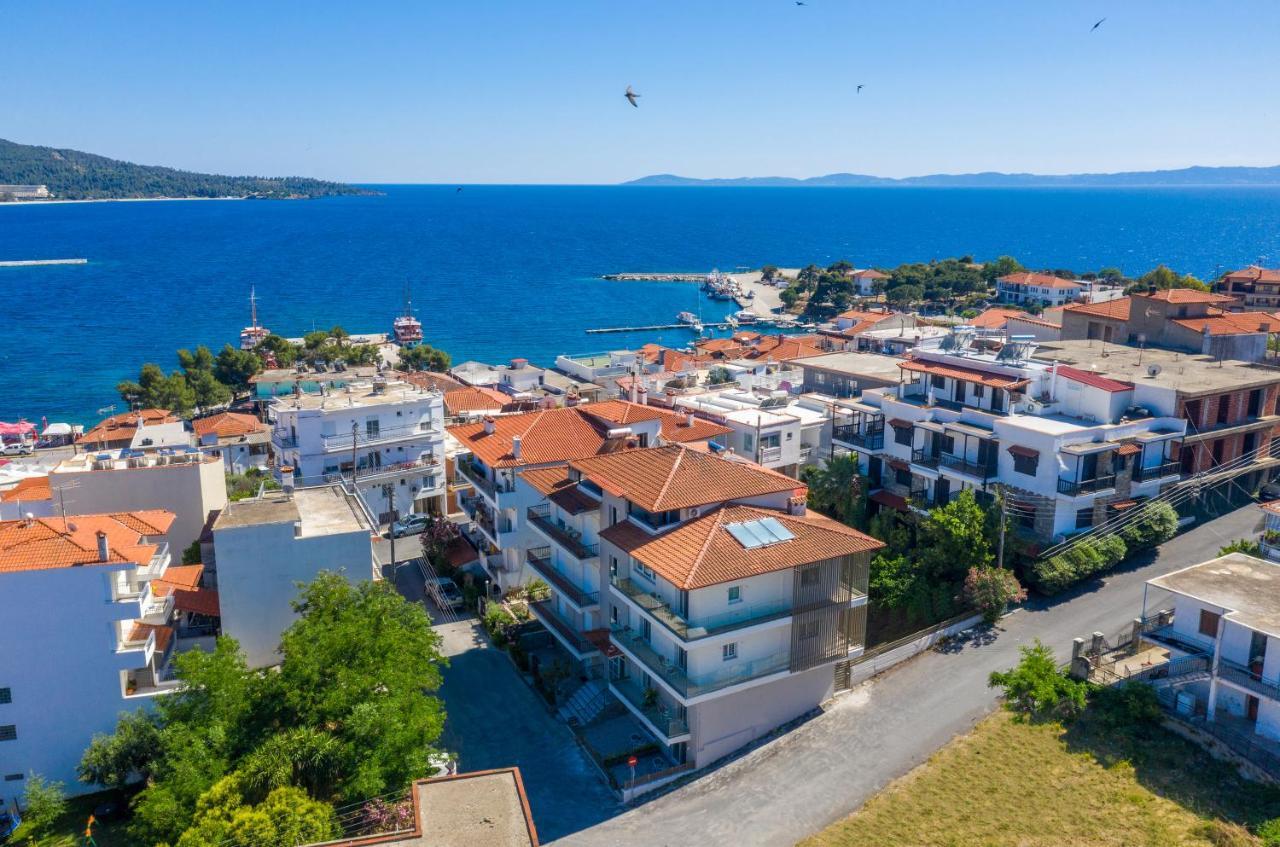 Olenia Luxury Apartments 1 Neos Marmaras Exterior photo